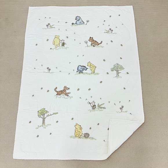 Handmade Winnie the Pooh Embroidery Baby/Toddler Cotton Crib Quilt Hand stitched - Picture 2 of 5